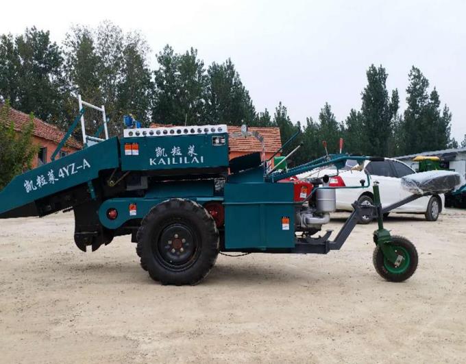 玉米收獲機(jī)